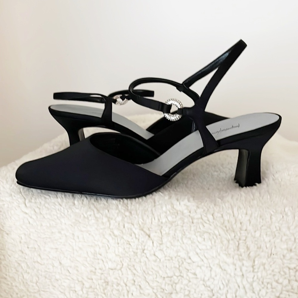 Jacqueline Ferrar Black Fabric Upper Slip On Heels